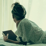 Аватар Девушка с книгой