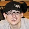 Аватар Честер скорчил рожу