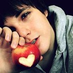 99px.ru аватар яблоко с сердечком