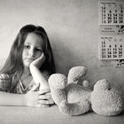 99px.ru аватар Грустная девочка и рядом мишка