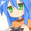 Аватар Коната из аниме Lucky Star играет в приставку