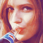 99px.ru аватар Девушка пьет Pepsi