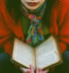 99px.ru аватар Девушка с книгой в руках