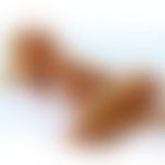 99px.ru аватар Девушка на белом постельном белье