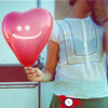 99px.ru аватар Девушка с улабающимся шариком-сердечком