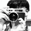 Аватар Девушка фотографирует (Smile)