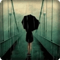 99px.ru аватар Девушка стоит на мосту в дождь