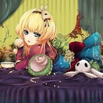 Аватар Девочка с кружкой чая и игрушечным кроликом лежит на кровати