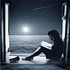 99px.ru аватар Девушка сидит ночью у распахнутого окна на подоконнике и читает книгу
