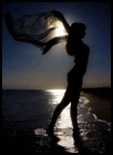 99px.ru аватар Девушка на фоне полной луны