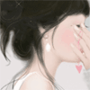 99px.ru аватар Девушка с кулоном в виде сердца между пальцами