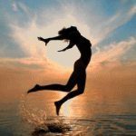 99px.ru аватар Девушка прыгает в воде