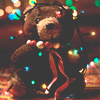 99px.ru аватар Плюшевый мишка, обмотанный светящейся новогодней гирляндой