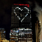 99px.ru аватар Сердечко из горящих окон, на высотном здании