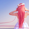 99px.ru аватар Vocaloid Megurine Luka / Вокалоид Мегурине Лука смотрит в голубое небо