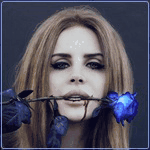 99px.ru аватар Красивая девушка с синей розой во рту / певица Lana Del Rey