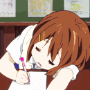 Аватар Hirasawa Yui / Хирасава Юи из аниме K-ON! / Кэйон! что-то пишет