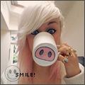 Аватар Девушка пьет из чашки со свиным пяточком (Smile / Улыбнись)