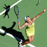 99px.ru аватар Девушка, играющая в теннис, использует вместо мячика кота