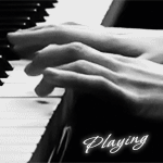 Аватар Девушка играет на пианино (playing / играй)