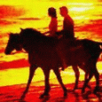 Аватар Мужчина и женщина совершают вечернюю прогулку на лошадях на фоне багряного заката