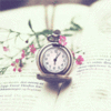 99px.ru аватар Будильник лежит на книге