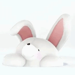 99px.ru аватар Белый плюшевый заяц, высунувшийся из дырки в полу, шевелит ушами