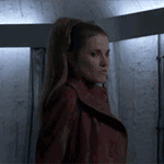 Аватар Актриса Lucy Lawless / Люси Лоулесс снимает пальто в фильме EuroTrip / Евротур