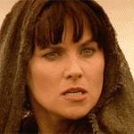 Аватар Актриса Lucy Lawless / Луси Лоулесс, разозлившись, тянется за чакрой (оружие) в сериале Xena / Зена