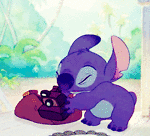 Аватар Стич / Stitch, из мультика Lilo & Stitch, фотографирует