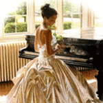 99px.ru аватар Дама играет на пианино