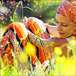 99px.ru аватар Девушка в яркой одежде сидит в траве среди желтых цветов