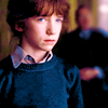 99px.ru аватар Лиам Эйкен / Liam Aiken в роли Клауса / Klaus в доме графа Олафа / Olaf, которого сыграл Джим Керри / Jim Carrey из фильма Лемони Сникет: 33 несчастья / Lemony Snicket’s A Series of Unfortunate Events