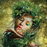 99px.ru аватар Девушка с ярким макияжем в зеленой листве со змеей на руке