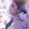 99px.ru аватар Селена Гомес / Selena Gomez облокотилась на цветы