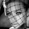 Аватар Beyonce / Бейонсе с блестящей черной сеткой на лице