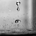 Аватар Капля воды с брызгами, съемка в обратную сторону