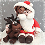 99px.ru аватар Игрушечный Санта Клаус с медвежонком в капюшоне и в обнимку с олененком