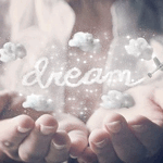 Аватар Девушка держит в руках облака со словом (Dream / Мечта)