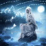 99px.ru аватар Девушка сидит на камне на фоне елок и ночного неба, к ней подлетают бабочки