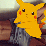 Аватар Пикачу / Pikachu пытается стянуть с мужчины шорты