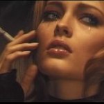 Аватар Девушка, со слезами на лице, держит сигарету в руке