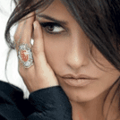 99px.ru аватар Пенелопа Круз / Penelope Cruz с перстнем на руке