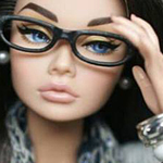 Аватар Кукла Барби / Barbie, придерживает рукой очки