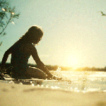 99px.ru аватар Девушка сидит на берегу моря