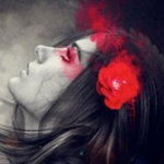 99px.ru аватар Девушка с красной розой в волосах, художница Sara Helwe