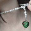 99px.ru аватар Кулон\ в виде зеленого сердечка