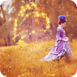 99px.ru аватар Девушка в старинном длинном платье идет по осеннему лесу