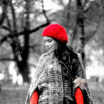 99px.ru аватар Девушка в красной шапке и перчатках
