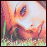 99px.ru аватар Девушка с голубыми глазами которая лежит на траве